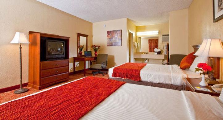 Oyo Hotel Augusta Downtown Luaran gambar