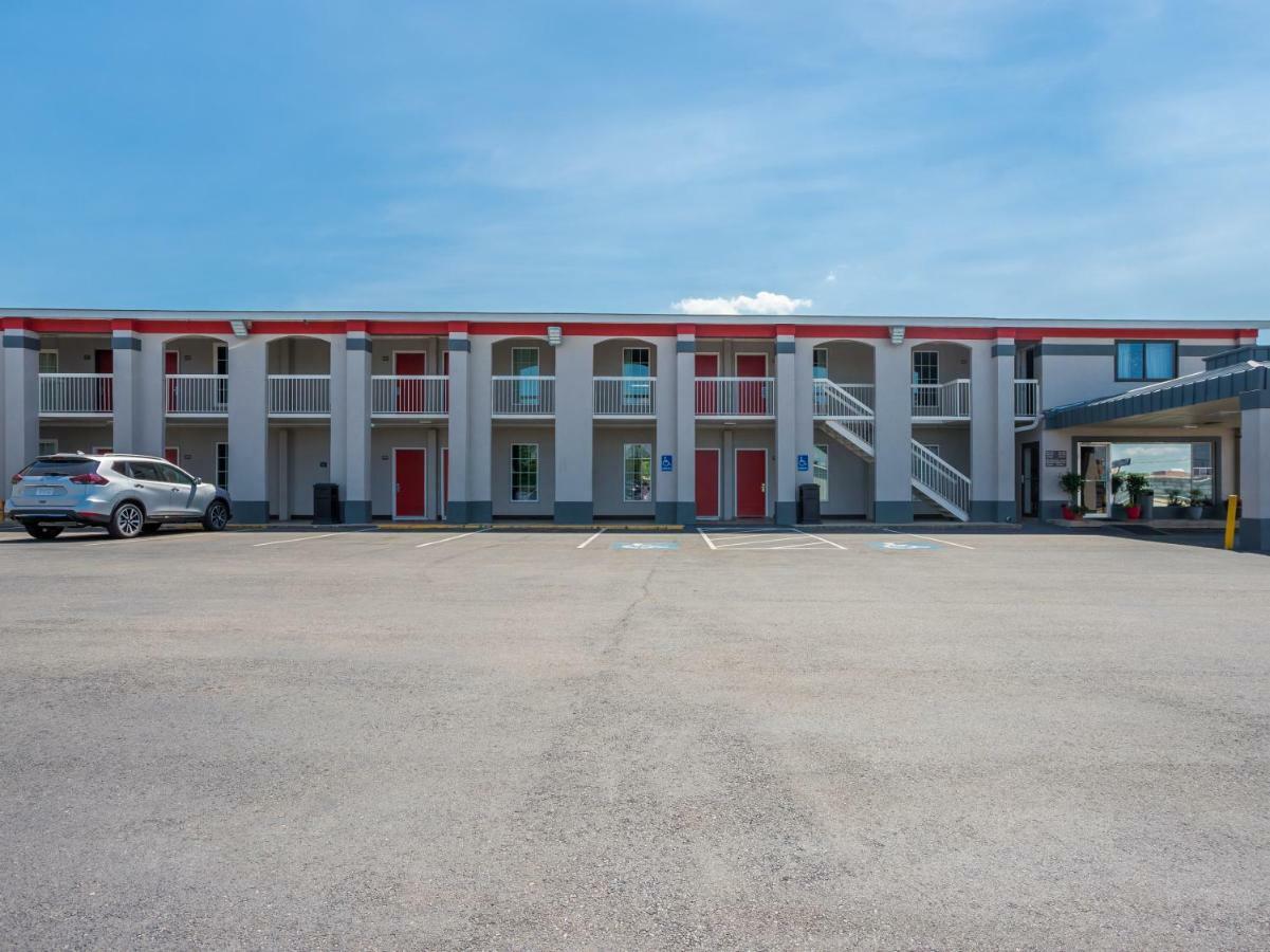 Oyo Hotel Augusta Downtown Luaran gambar